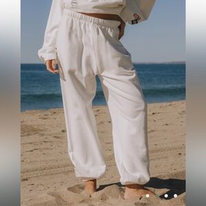 Daily Drills White Joggers Relaxed Fit Beachwear